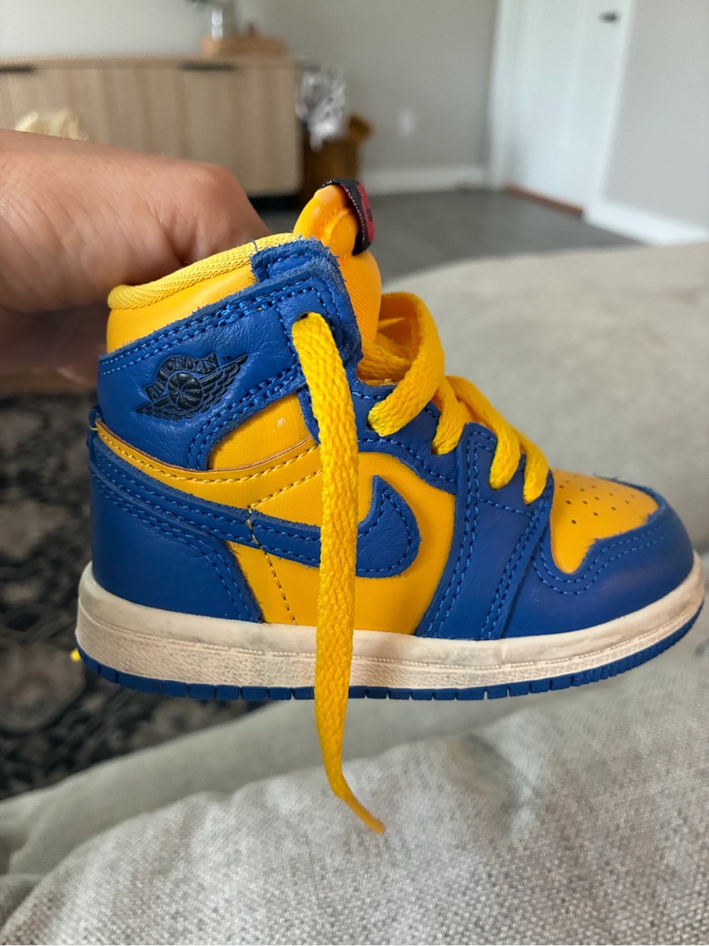Nike Kids Blue & Yellow High-Top Sneakers